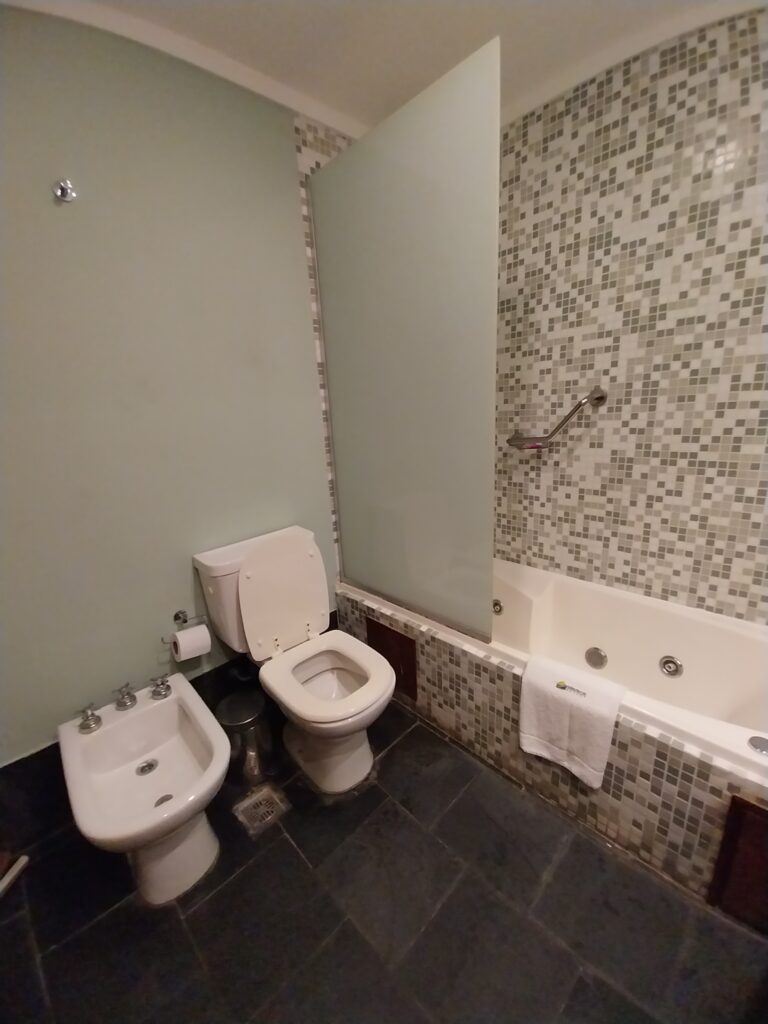 https://aldeademar.com.ar/wp-content/uploads/2023/11/20230605_154300-768x1024.jpg