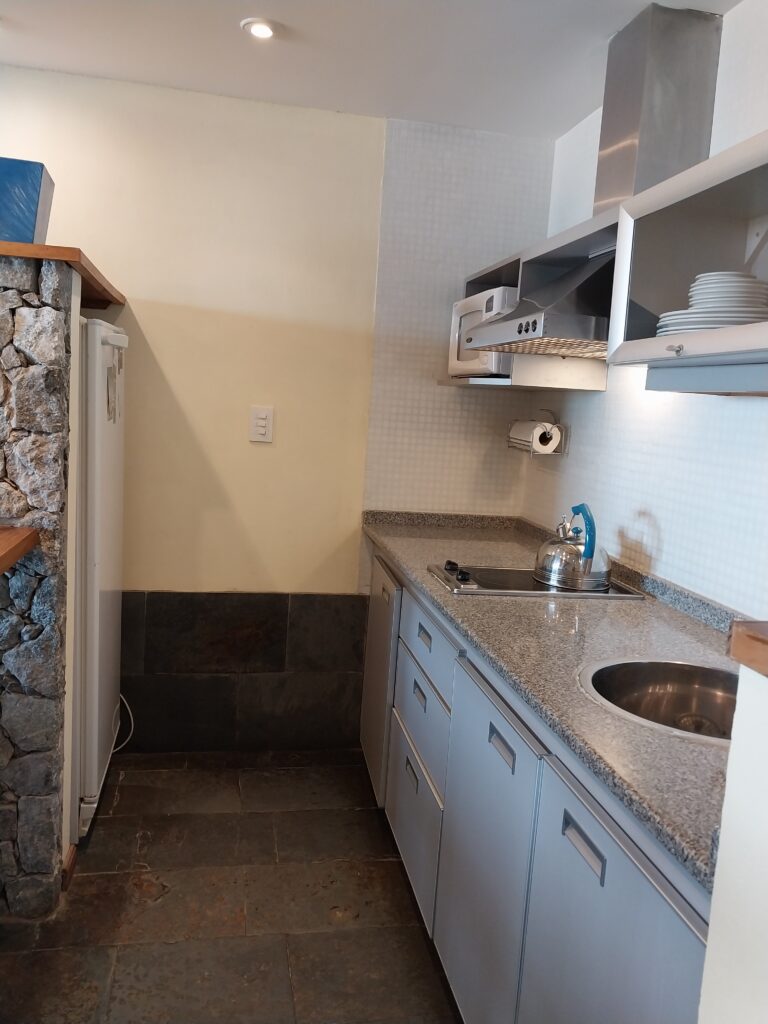 https://aldeademar.com.ar/wp-content/uploads/2023/11/20230605_154315-768x1024.jpg